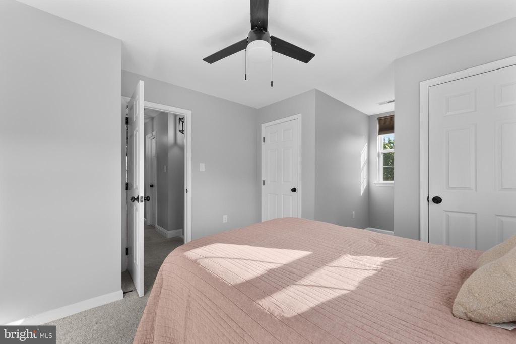 7292 STARLING DR, WARRENTON, Virginia 20186, 3 Bedrooms Bedrooms, ,2 BathroomsBathrooms,Residential,7292 STARLING DR,VAFQ2018138 MLS # VAFQ2018138