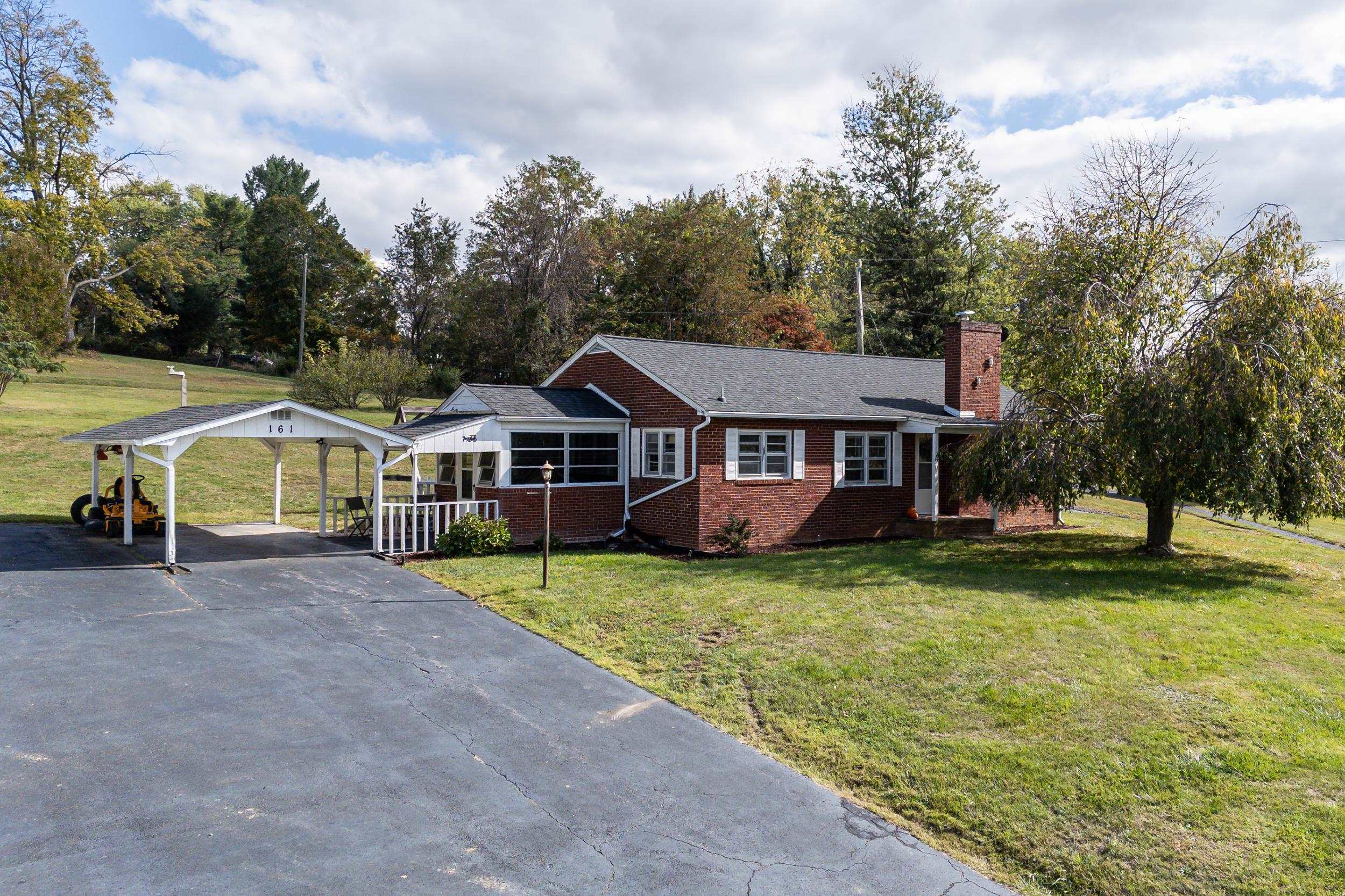 161 BOYERS RD, ROCKINGHAM, Virginia 22801, 3 Bedrooms Bedrooms, ,1 BathroomBathrooms,Residential,161 BOYERS RD,670022 MLS # 670022