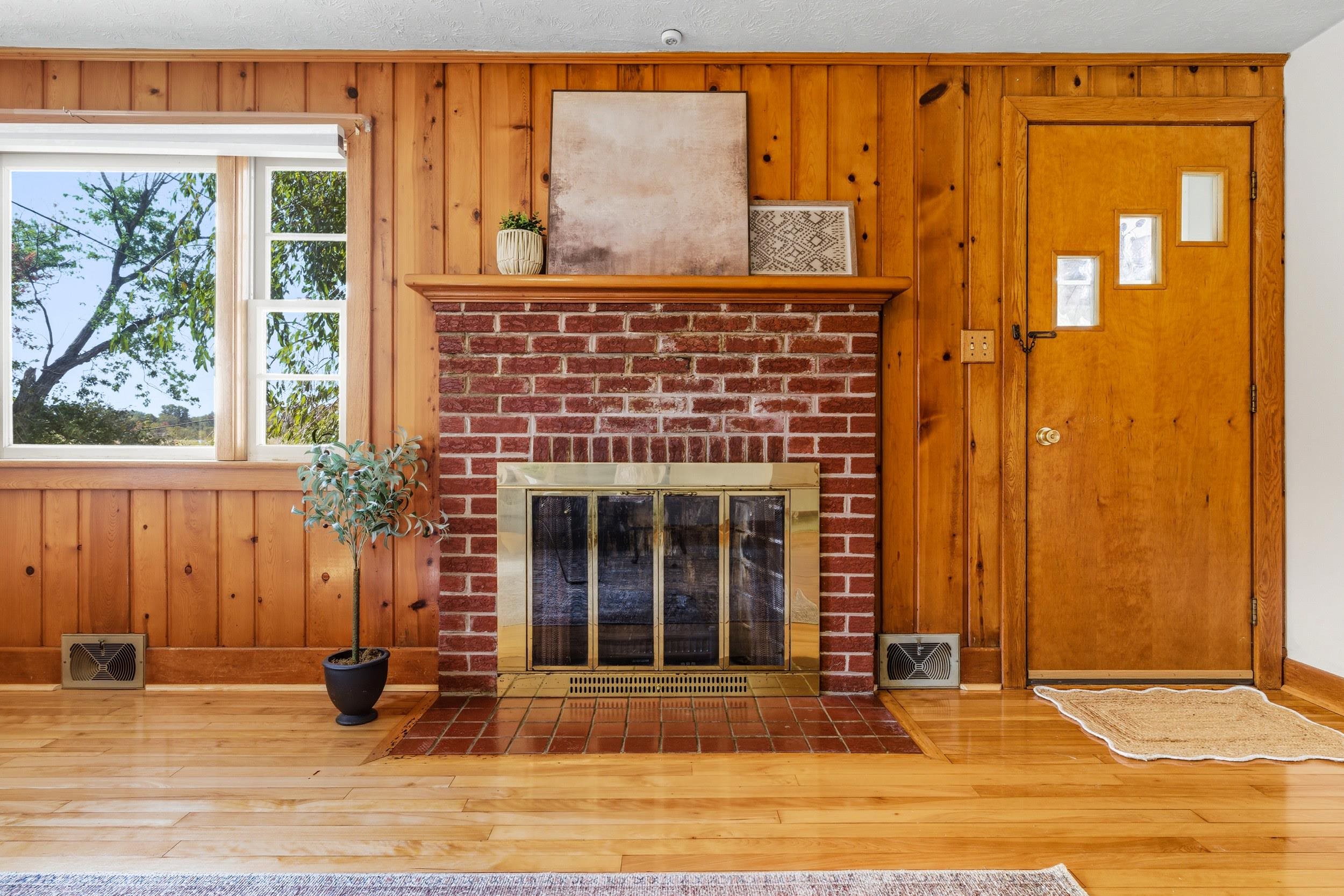 161 BOYERS RD, ROCKINGHAM, Virginia 22801, 3 Bedrooms Bedrooms, ,1 BathroomBathrooms,Residential,161 BOYERS RD,670022 MLS # 670022