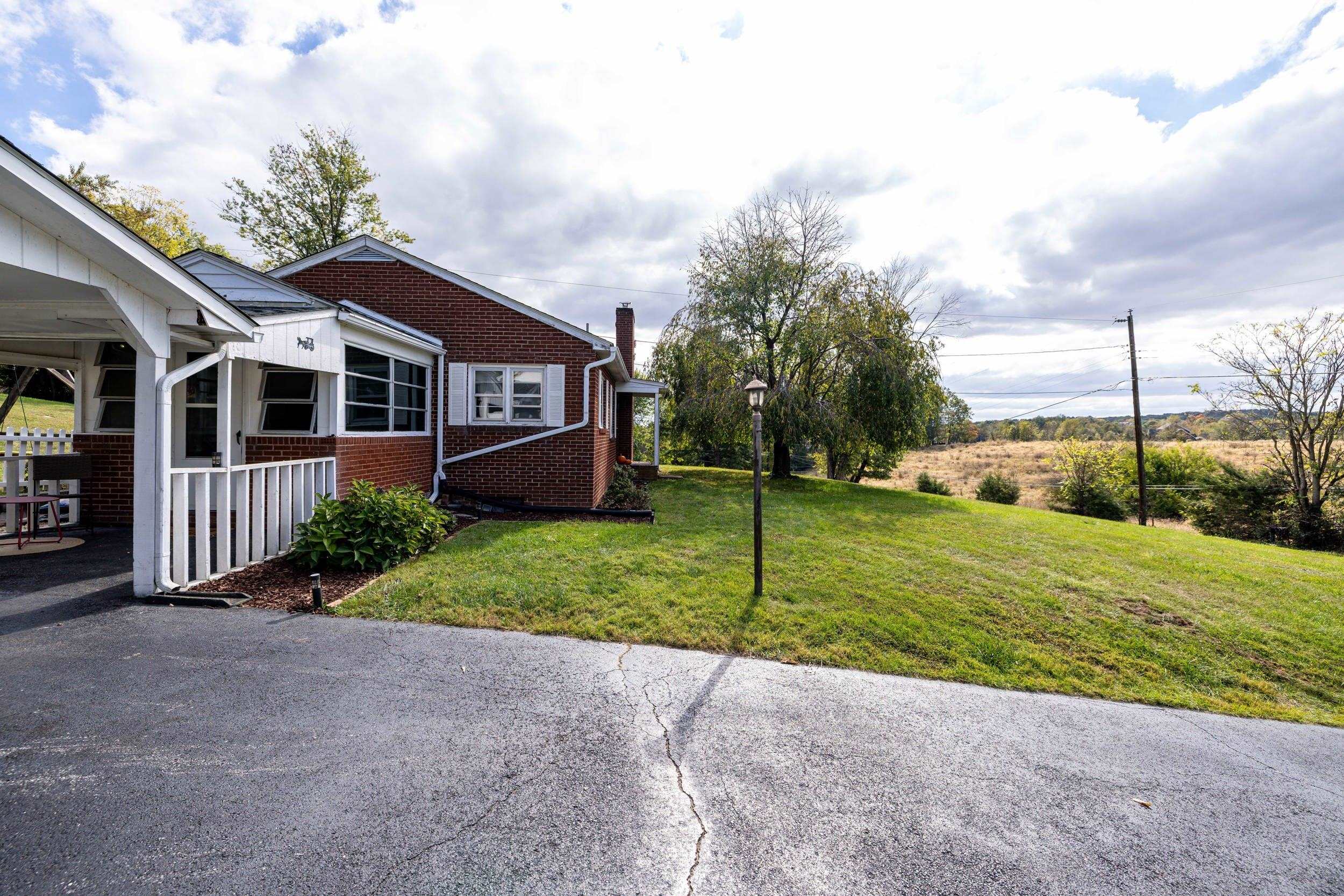 161 BOYERS RD, ROCKINGHAM, Virginia 22801, 3 Bedrooms Bedrooms, ,1 BathroomBathrooms,Residential,161 BOYERS RD,670022 MLS # 670022