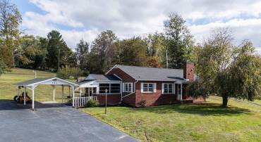 161 BOYERS RD, ROCKINGHAM, Virginia 22801, 3 Bedrooms Bedrooms, ,1 BathroomBathrooms,Residential,161 BOYERS RD,670022 MLS # 670022