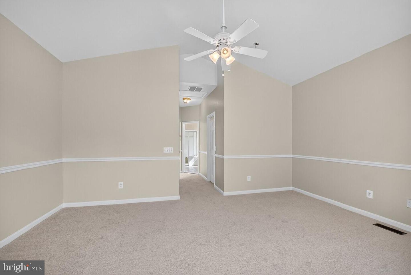 16837 FOUR SEASONS DR, DUMFRIES, Virginia 22025, 3 Bedrooms Bedrooms, ,3 BathroomsBathrooms,Residential,For sale,16837 FOUR SEASONS DR,VAPW2103366 MLS # VAPW2103366