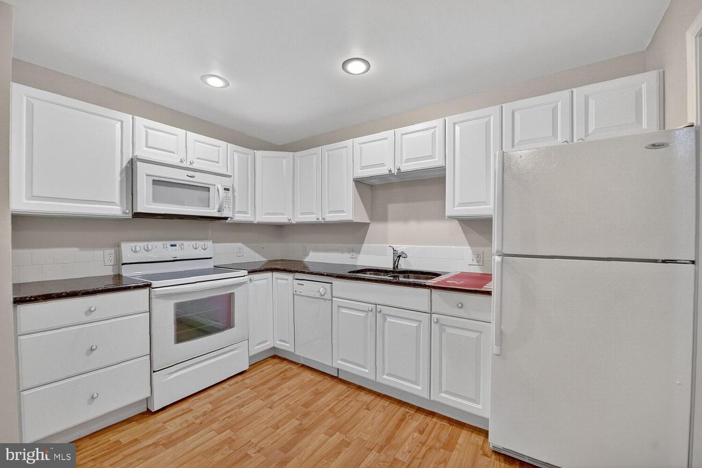 16837 FOUR SEASONS DR, DUMFRIES, Virginia 22025, 3 Bedrooms Bedrooms, ,3 BathroomsBathrooms,Residential,For sale,16837 FOUR SEASONS DR,VAPW2103366 MLS # VAPW2103366