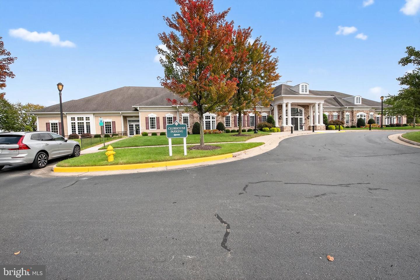 16837 FOUR SEASONS DR, DUMFRIES, Virginia 22025, 3 Bedrooms Bedrooms, ,3 BathroomsBathrooms,Residential,For sale,16837 FOUR SEASONS DR,VAPW2103366 MLS # VAPW2103366
