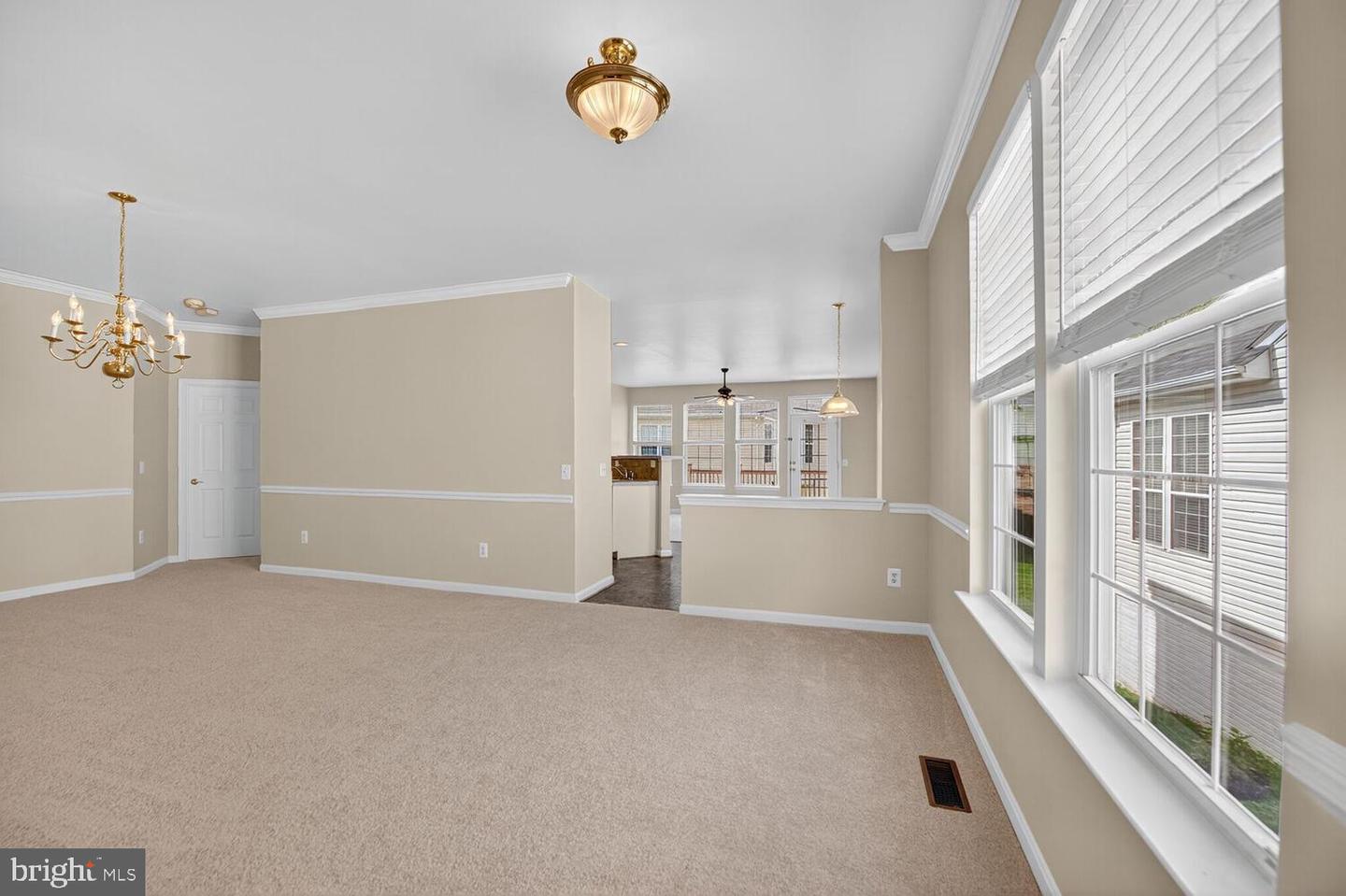 16837 FOUR SEASONS DR, DUMFRIES, Virginia 22025, 3 Bedrooms Bedrooms, ,3 BathroomsBathrooms,Residential,For sale,16837 FOUR SEASONS DR,VAPW2103366 MLS # VAPW2103366