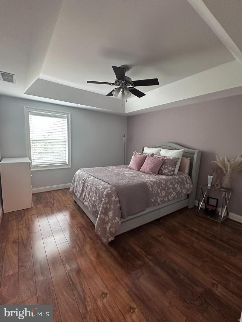 6301 EDSALL RD #205, ALEXANDRIA, Virginia 22312, 1 Bedroom Bedrooms, 2 Rooms Rooms,1 BathroomBathrooms,Residential,For sale,6301 EDSALL RD #205,VAFX2270042 MLS # VAFX2270042
