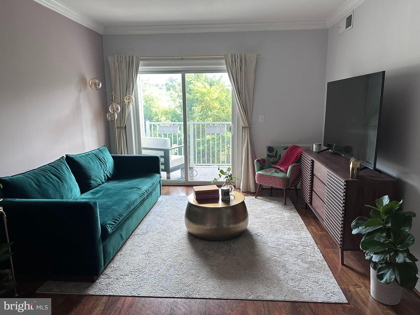 6301 EDSALL RD #205, ALEXANDRIA, Virginia 22312, 1 Bedroom Bedrooms, 2 Rooms Rooms,1 BathroomBathrooms,Residential,For sale,6301 EDSALL RD #205,VAFX2270042 MLS # VAFX2270042