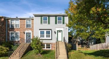 5936 SPRUCE RUN CT, CENTREVILLE, Virginia 20121, 4 Bedrooms Bedrooms, 8 Rooms Rooms,3 BathroomsBathrooms,Residential,For sale,5936 SPRUCE RUN CT,VAFX2273142 MLS # VAFX2273142
