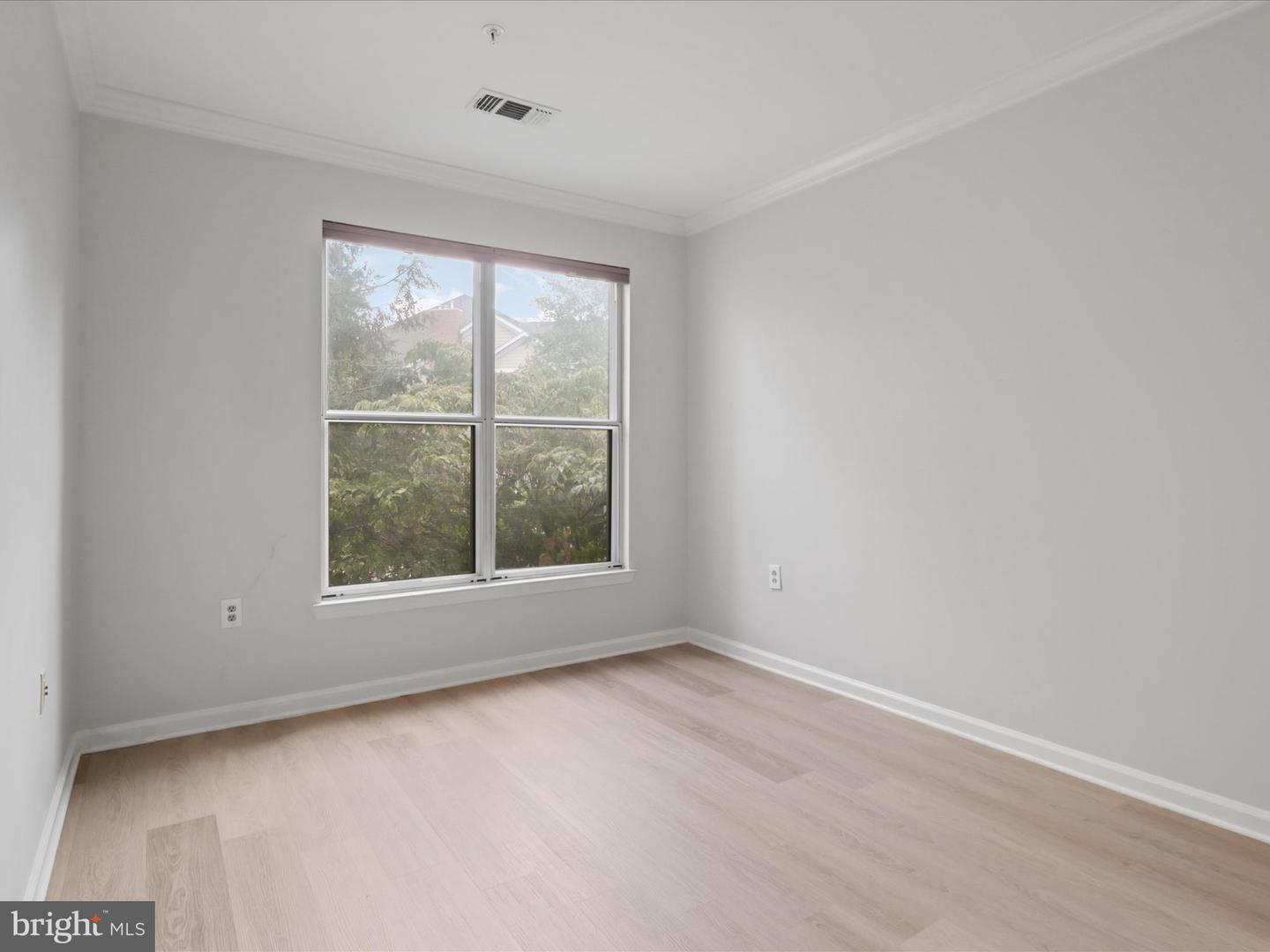 12913 ALTON SQ #219, HERNDON, Virginia 20170, 2 Bedrooms Bedrooms, ,2 BathroomsBathrooms,Residential,For sale,12913 ALTON SQ #219,VAFX2273202 MLS # VAFX2273202