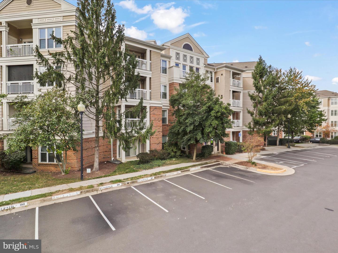 12913 ALTON SQ #219, HERNDON, Virginia 20170, 2 Bedrooms Bedrooms, ,2 BathroomsBathrooms,Residential,For sale,12913 ALTON SQ #219,VAFX2273202 MLS # VAFX2273202