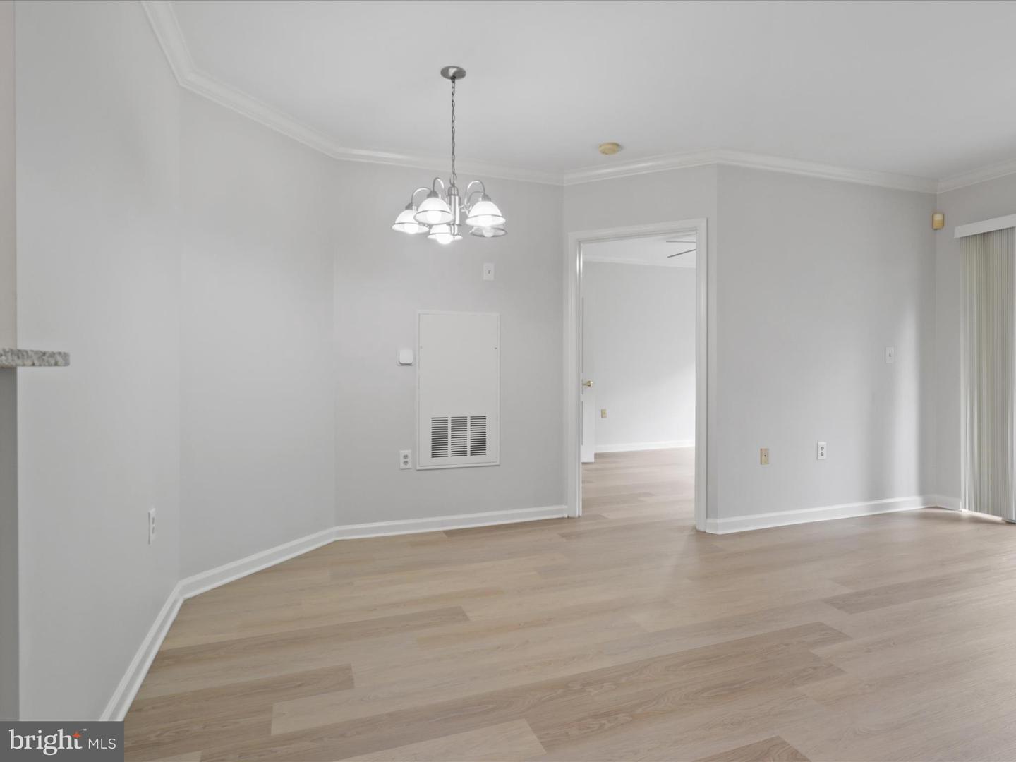 12913 ALTON SQ #219, HERNDON, Virginia 20170, 2 Bedrooms Bedrooms, ,2 BathroomsBathrooms,Residential,For sale,12913 ALTON SQ #219,VAFX2273202 MLS # VAFX2273202