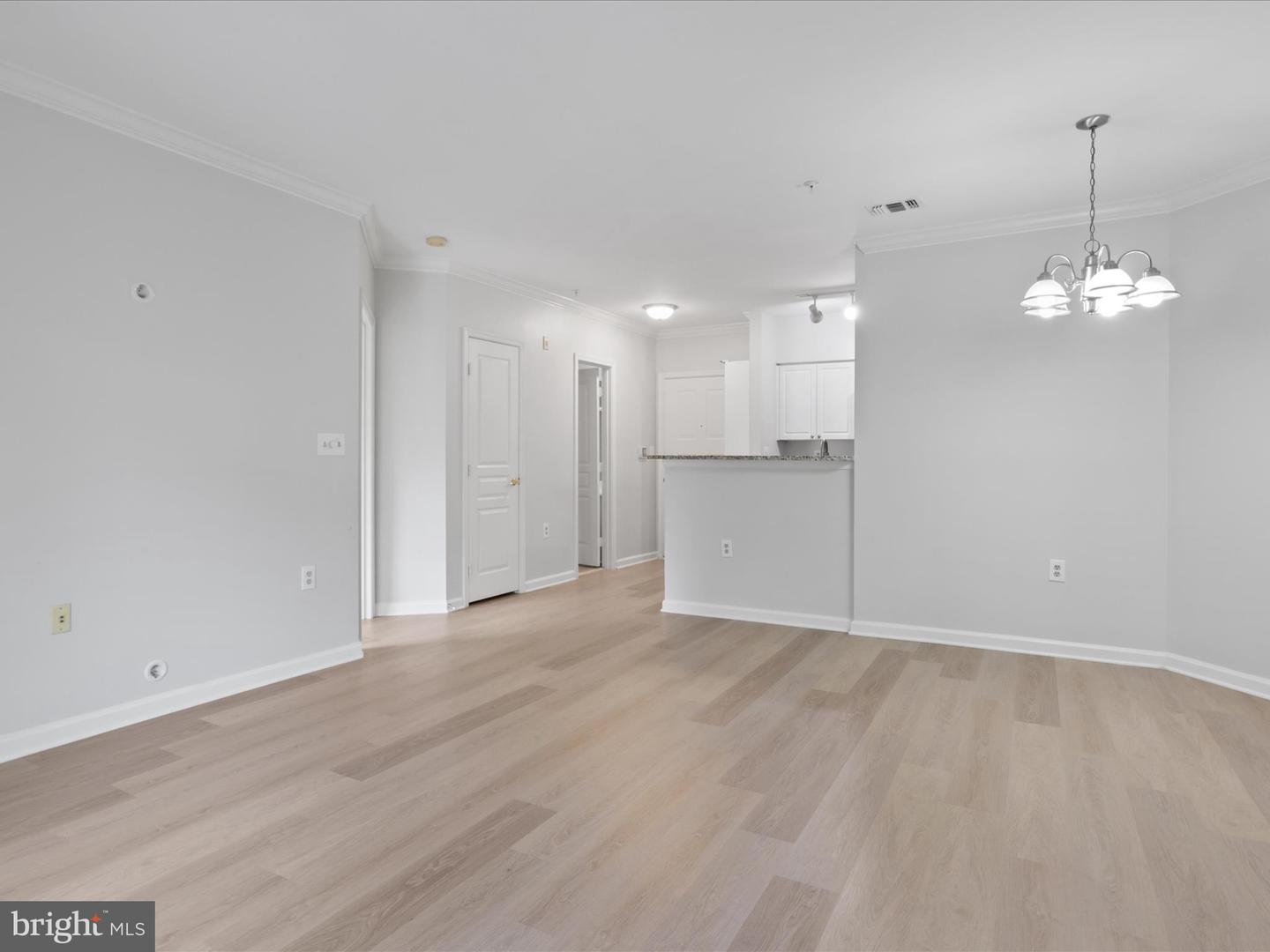 12913 ALTON SQ #219, HERNDON, Virginia 20170, 2 Bedrooms Bedrooms, ,2 BathroomsBathrooms,Residential,For sale,12913 ALTON SQ #219,VAFX2273202 MLS # VAFX2273202