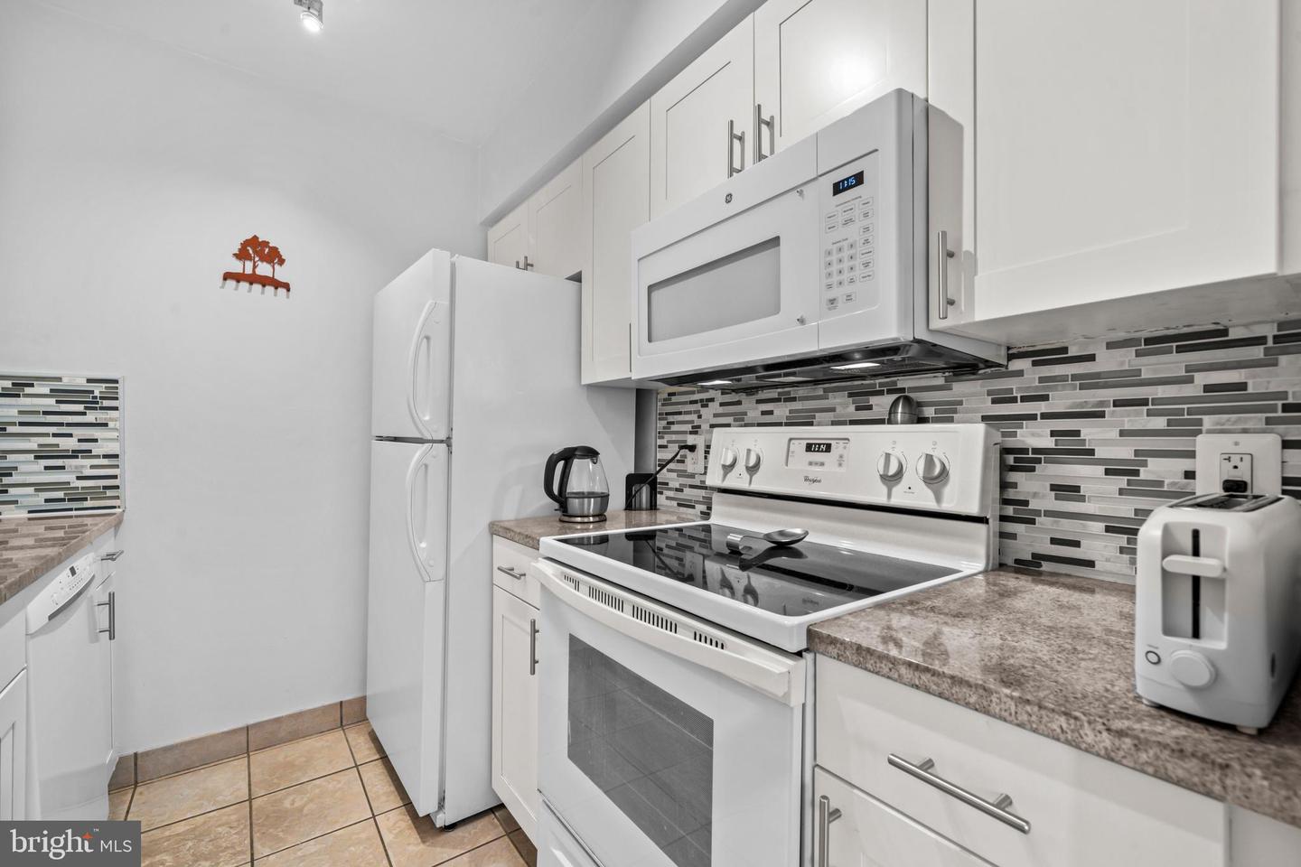 1449 A ST NE #D, WASHINGTON, District Of Columbia 20002, 1 Bedroom Bedrooms, ,1 BathroomBathrooms,Residential,For sale,1449 A ST NE #D,DCDC2226054 MLS # DCDC2226054