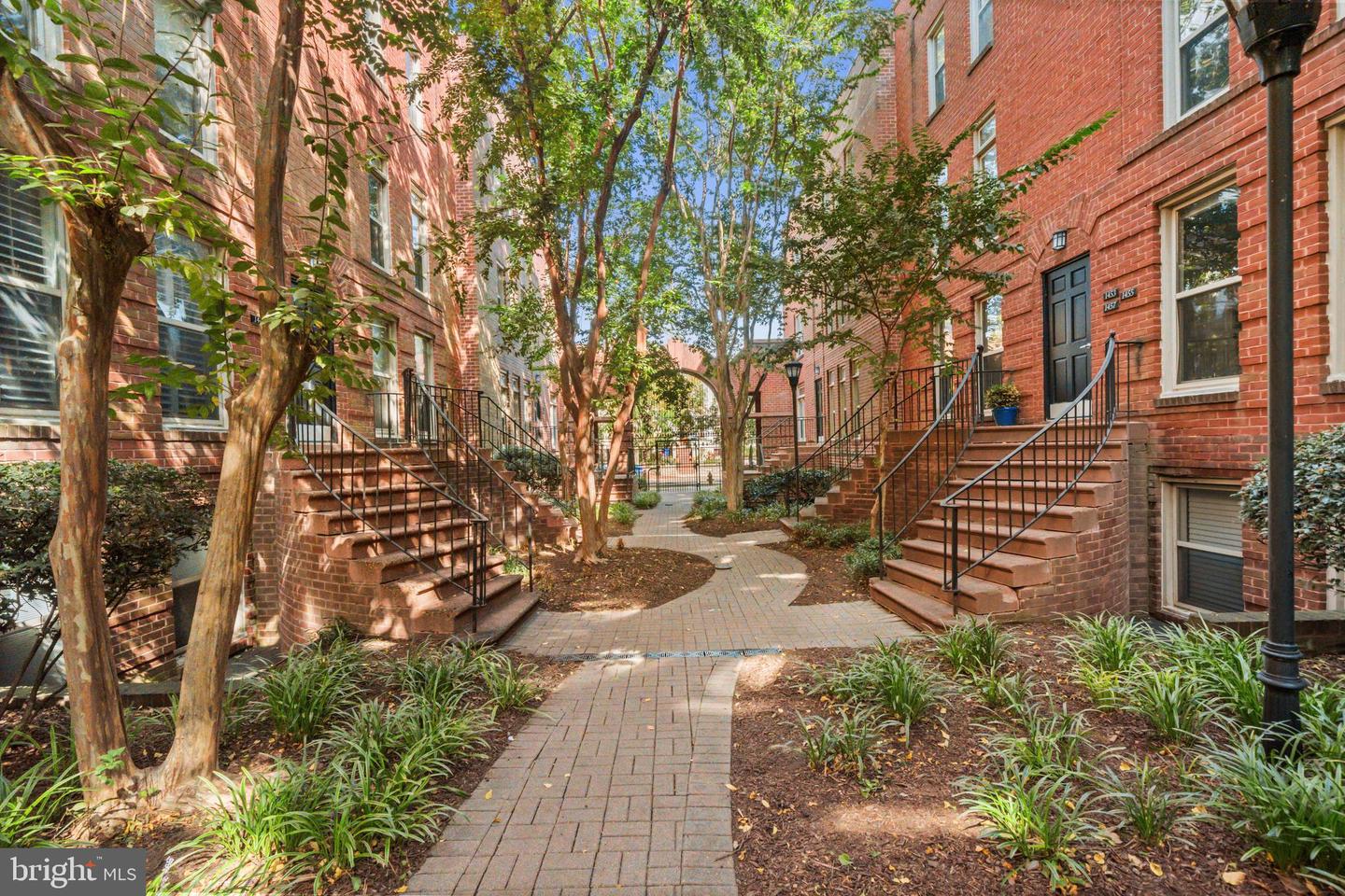 1449 A ST NE #D, WASHINGTON, District Of Columbia 20002, 1 Bedroom Bedrooms, ,1 BathroomBathrooms,Residential,For sale,1449 A ST NE #D,DCDC2226054 MLS # DCDC2226054