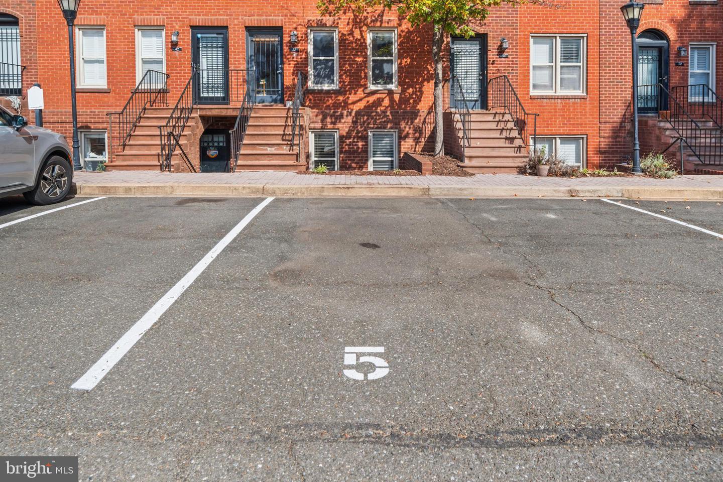 1449 A ST NE #D, WASHINGTON, District Of Columbia 20002, 1 Bedroom Bedrooms, ,1 BathroomBathrooms,Residential,For sale,1449 A ST NE #D,DCDC2226054 MLS # DCDC2226054