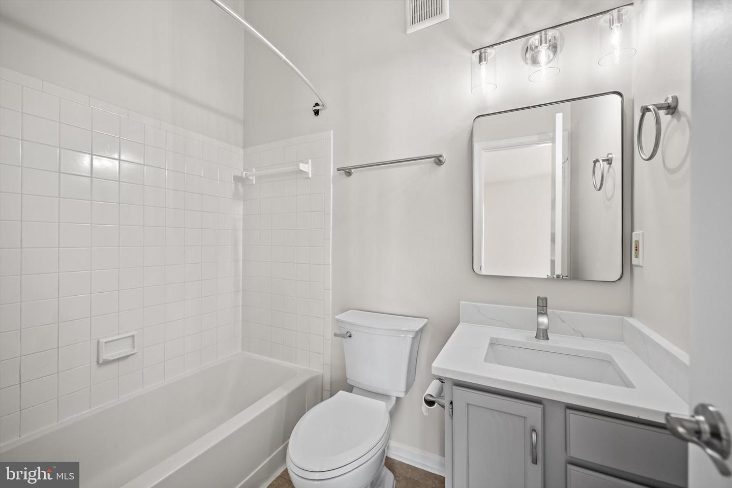 13875 LAURA RATCLIFF, CENTREVILLE, Virginia 20121, 2 Bedrooms Bedrooms, ,3 BathroomsBathrooms,Residential,For sale,13875 LAURA RATCLIFF,VAFX2273356 MLS # VAFX2273356