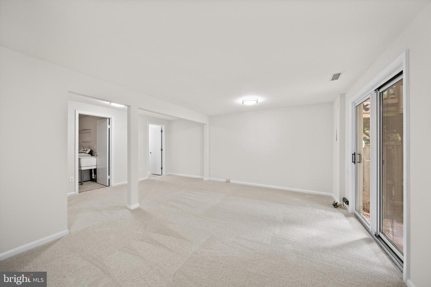 13875 LAURA RATCLIFF, CENTREVILLE, Virginia 20121, 2 Bedrooms Bedrooms, ,3 BathroomsBathrooms,Residential,For sale,13875 LAURA RATCLIFF,VAFX2273356 MLS # VAFX2273356
