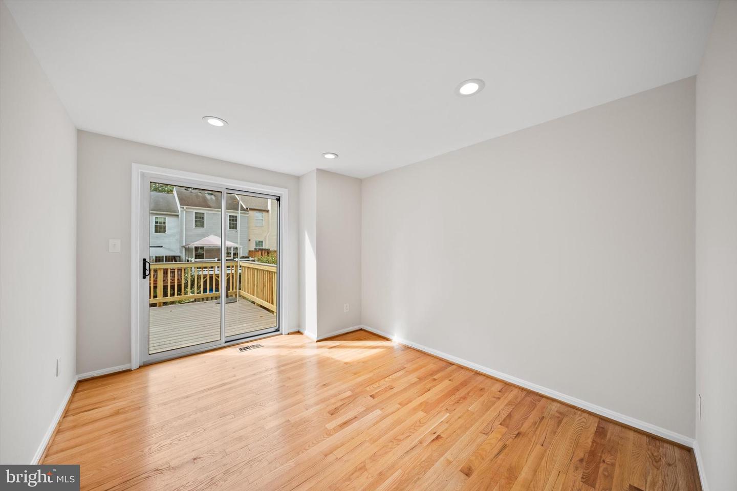 13875 LAURA RATCLIFF, CENTREVILLE, Virginia 20121, 2 Bedrooms Bedrooms, ,3 BathroomsBathrooms,Residential,For sale,13875 LAURA RATCLIFF,VAFX2273356 MLS # VAFX2273356