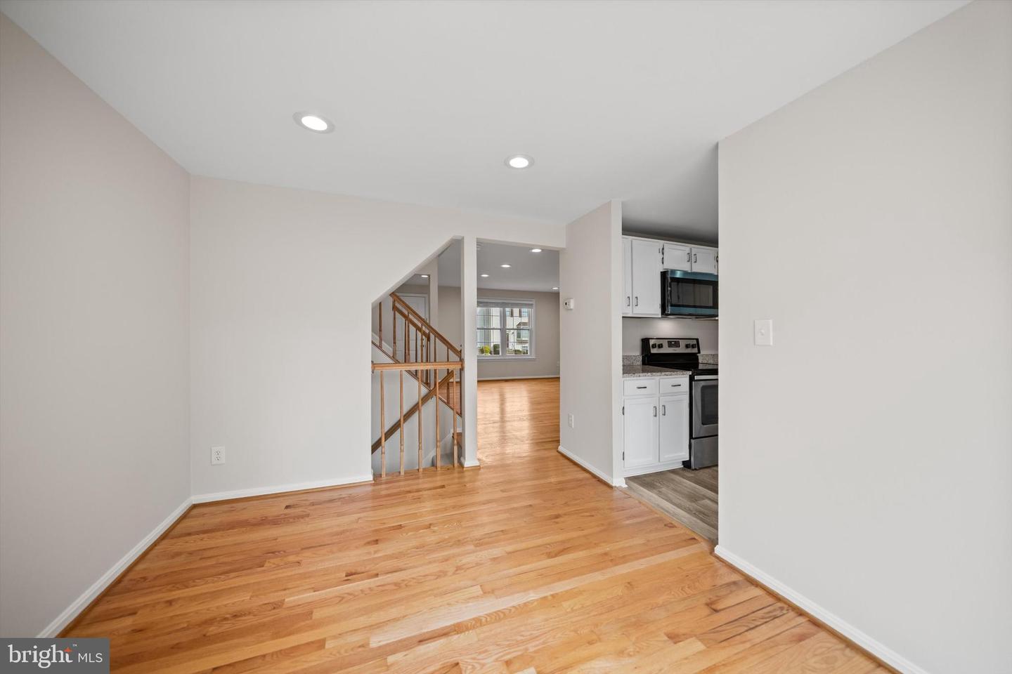 13875 LAURA RATCLIFF, CENTREVILLE, Virginia 20121, 2 Bedrooms Bedrooms, ,3 BathroomsBathrooms,Residential,For sale,13875 LAURA RATCLIFF,VAFX2273356 MLS # VAFX2273356