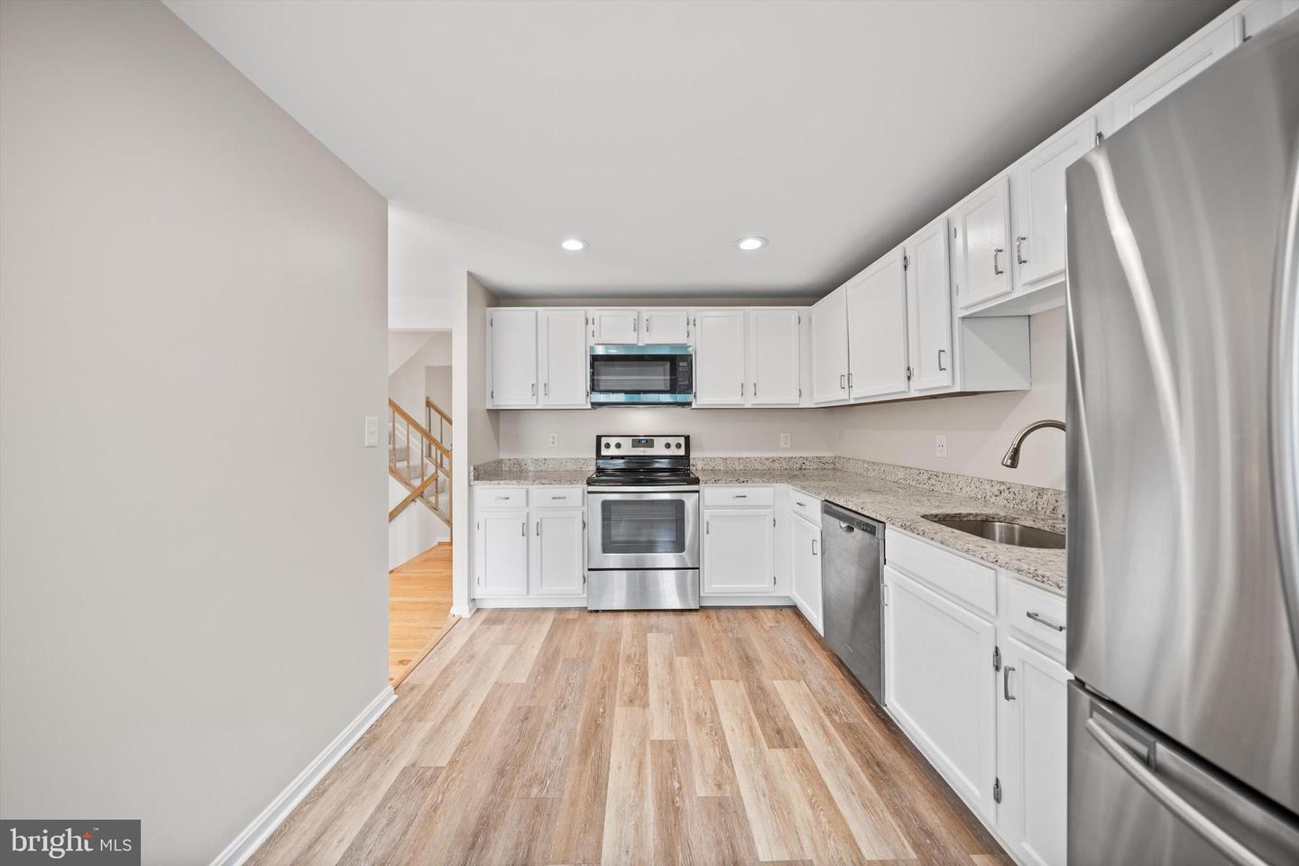 13875 LAURA RATCLIFF, CENTREVILLE, Virginia 20121, 2 Bedrooms Bedrooms, ,3 BathroomsBathrooms,Residential,For sale,13875 LAURA RATCLIFF,VAFX2273356 MLS # VAFX2273356