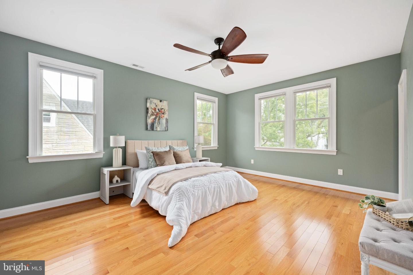 1516 GREYCOURT AVE, RICHMOND, Virginia 23227, 3 Bedrooms Bedrooms, 12 Rooms Rooms,2 BathroomsBathrooms,Residential,For sale,1516 GREYCOURT AVE,VARC2000772 MLS # VARC2000772