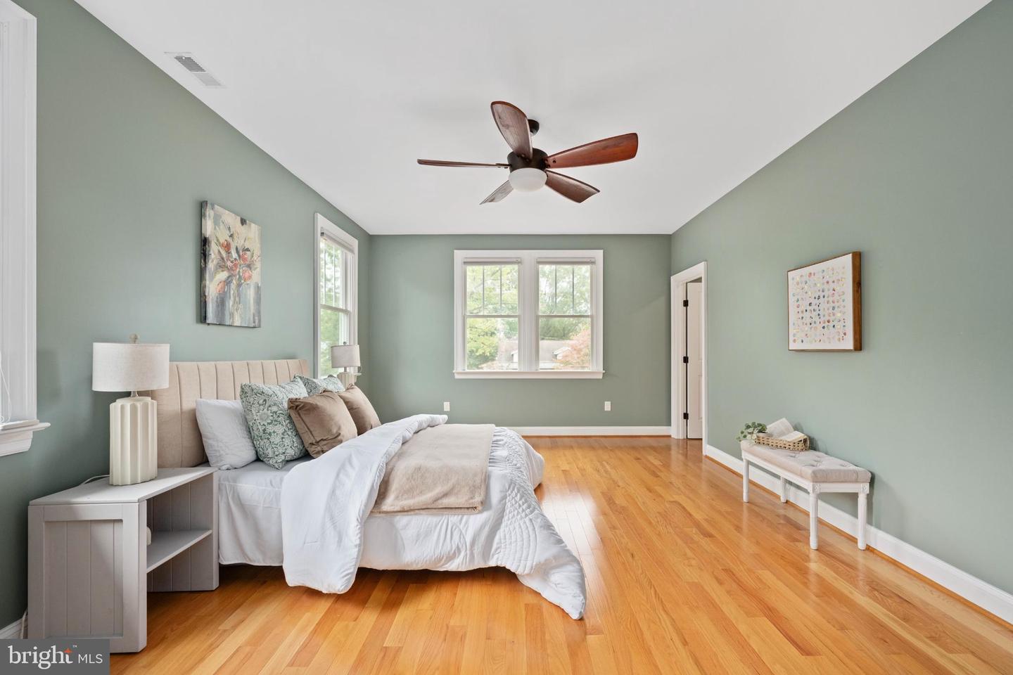 1516 GREYCOURT AVE, RICHMOND, Virginia 23227, 3 Bedrooms Bedrooms, 12 Rooms Rooms,2 BathroomsBathrooms,Residential,For sale,1516 GREYCOURT AVE,VARC2000772 MLS # VARC2000772