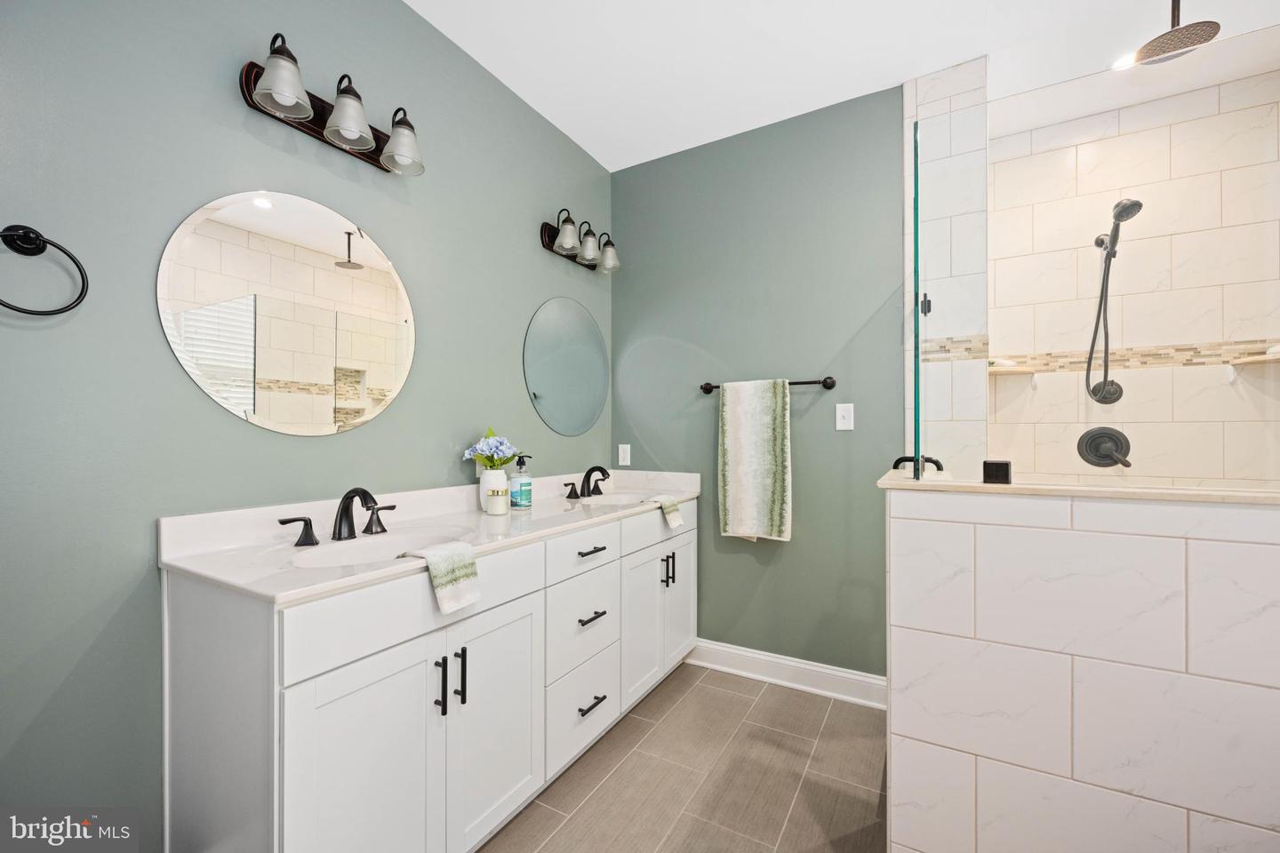 1516 GREYCOURT AVE, RICHMOND, Virginia 23227, 3 Bedrooms Bedrooms, 12 Rooms Rooms,2 BathroomsBathrooms,Residential,For sale,1516 GREYCOURT AVE,VARC2000772 MLS # VARC2000772
