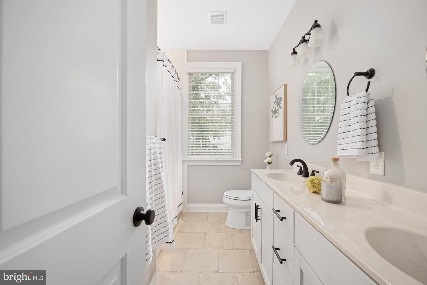 1516 GREYCOURT AVE, RICHMOND, Virginia 23227, 3 Bedrooms Bedrooms, 12 Rooms Rooms,2 BathroomsBathrooms,Residential,For sale,1516 GREYCOURT AVE,VARC2000772 MLS # VARC2000772
