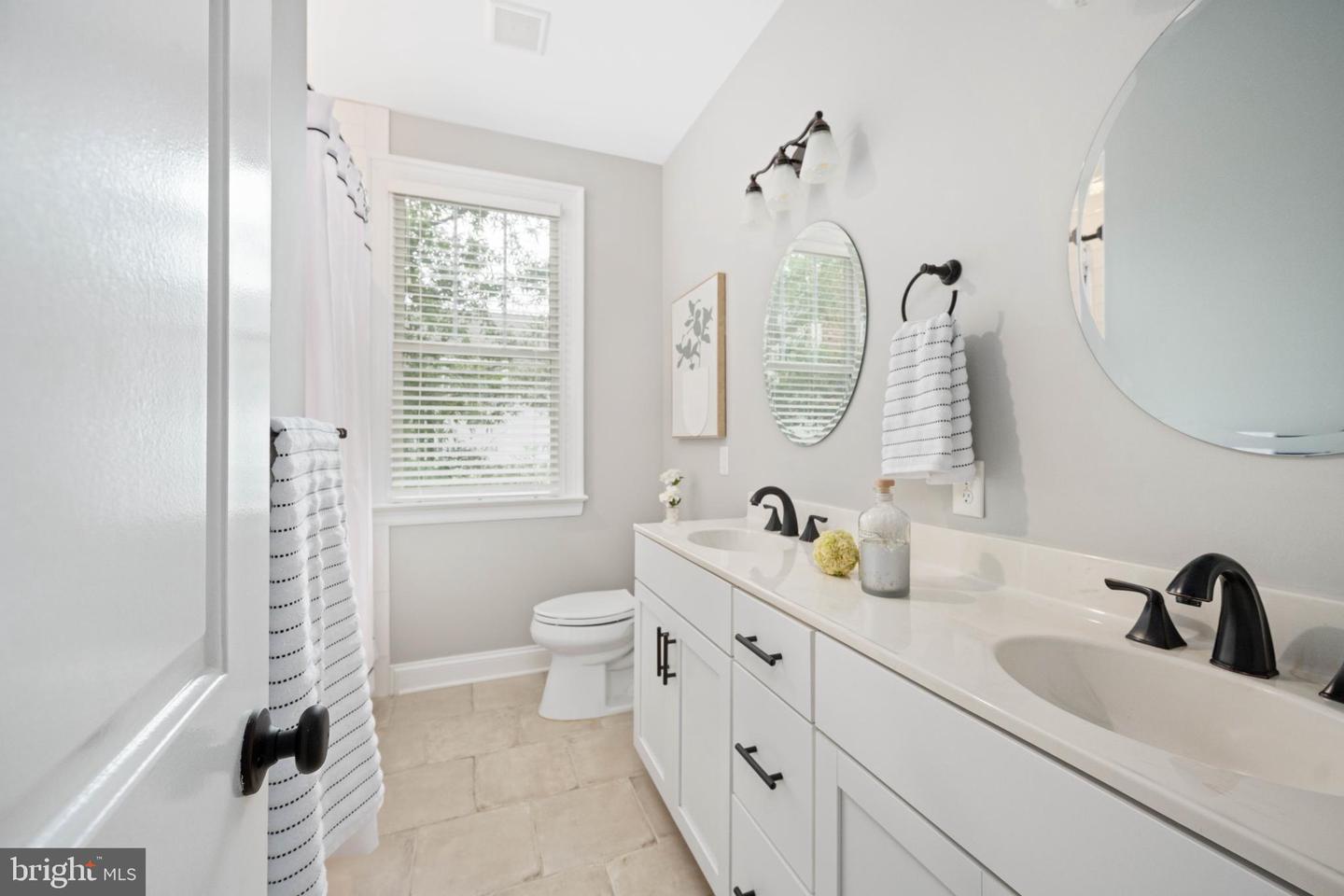 1516 GREYCOURT AVE, RICHMOND, Virginia 23227, 3 Bedrooms Bedrooms, 12 Rooms Rooms,2 BathroomsBathrooms,Residential,For sale,1516 GREYCOURT AVE,VARC2000772 MLS # VARC2000772