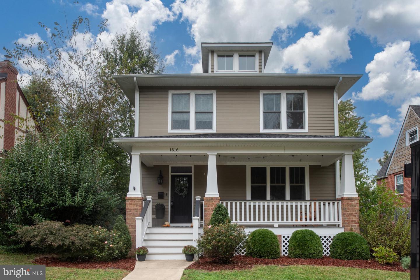 1516 GREYCOURT AVE, RICHMOND, Virginia 23227, 3 Bedrooms Bedrooms, 12 Rooms Rooms,2 BathroomsBathrooms,Residential,For sale,1516 GREYCOURT AVE,VARC2000772 MLS # VARC2000772