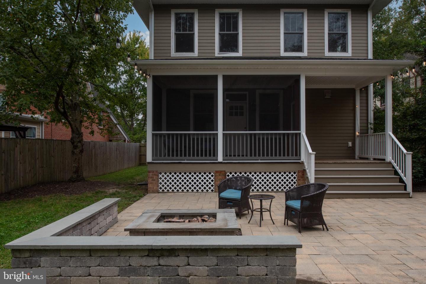 1516 GREYCOURT AVE, RICHMOND, Virginia 23227, 3 Bedrooms Bedrooms, 12 Rooms Rooms,2 BathroomsBathrooms,Residential,For sale,1516 GREYCOURT AVE,VARC2000772 MLS # VARC2000772