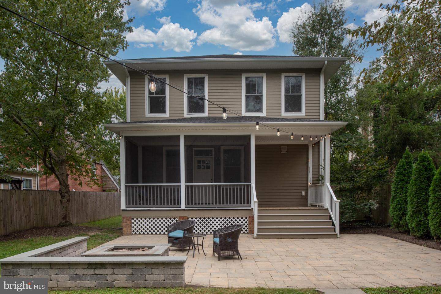 1516 GREYCOURT AVE, RICHMOND, Virginia 23227, 3 Bedrooms Bedrooms, 12 Rooms Rooms,2 BathroomsBathrooms,Residential,For sale,1516 GREYCOURT AVE,VARC2000772 MLS # VARC2000772
