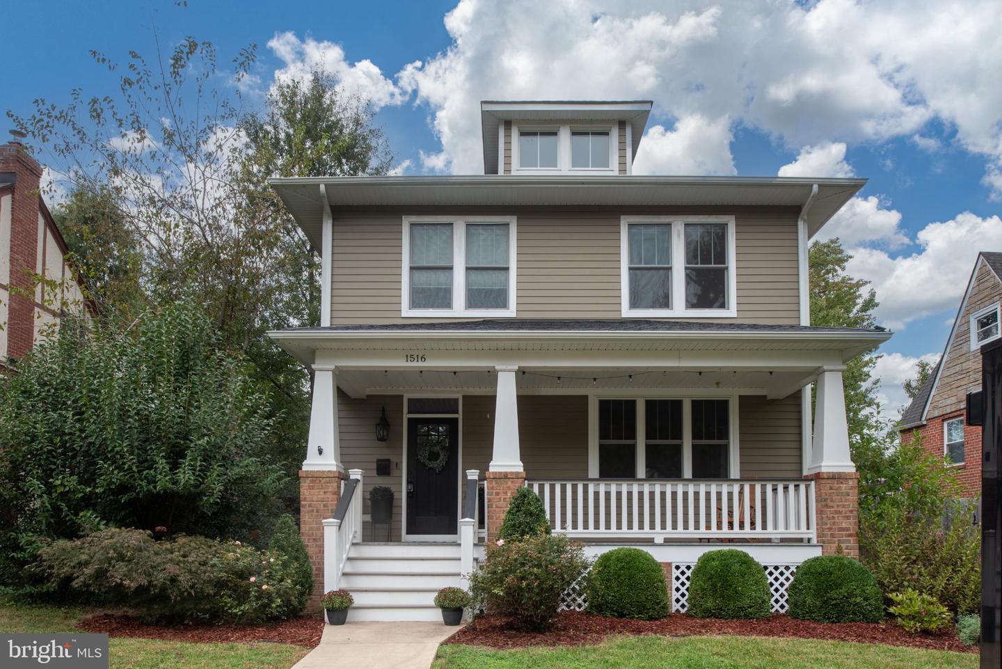 1516 GREYCOURT AVE, RICHMOND, Virginia 23227, 3 Bedrooms Bedrooms, 12 Rooms Rooms,2 BathroomsBathrooms,Residential,For sale,1516 GREYCOURT AVE,VARC2000772 MLS # VARC2000772