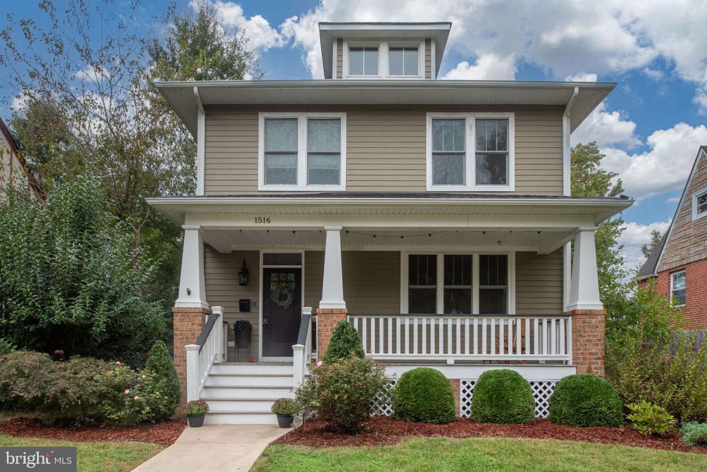 1516 GREYCOURT AVE, RICHMOND, Virginia 23227, 3 Bedrooms Bedrooms, 12 Rooms Rooms,2 BathroomsBathrooms,Residential,For sale,1516 GREYCOURT AVE,VARC2000772 MLS # VARC2000772
