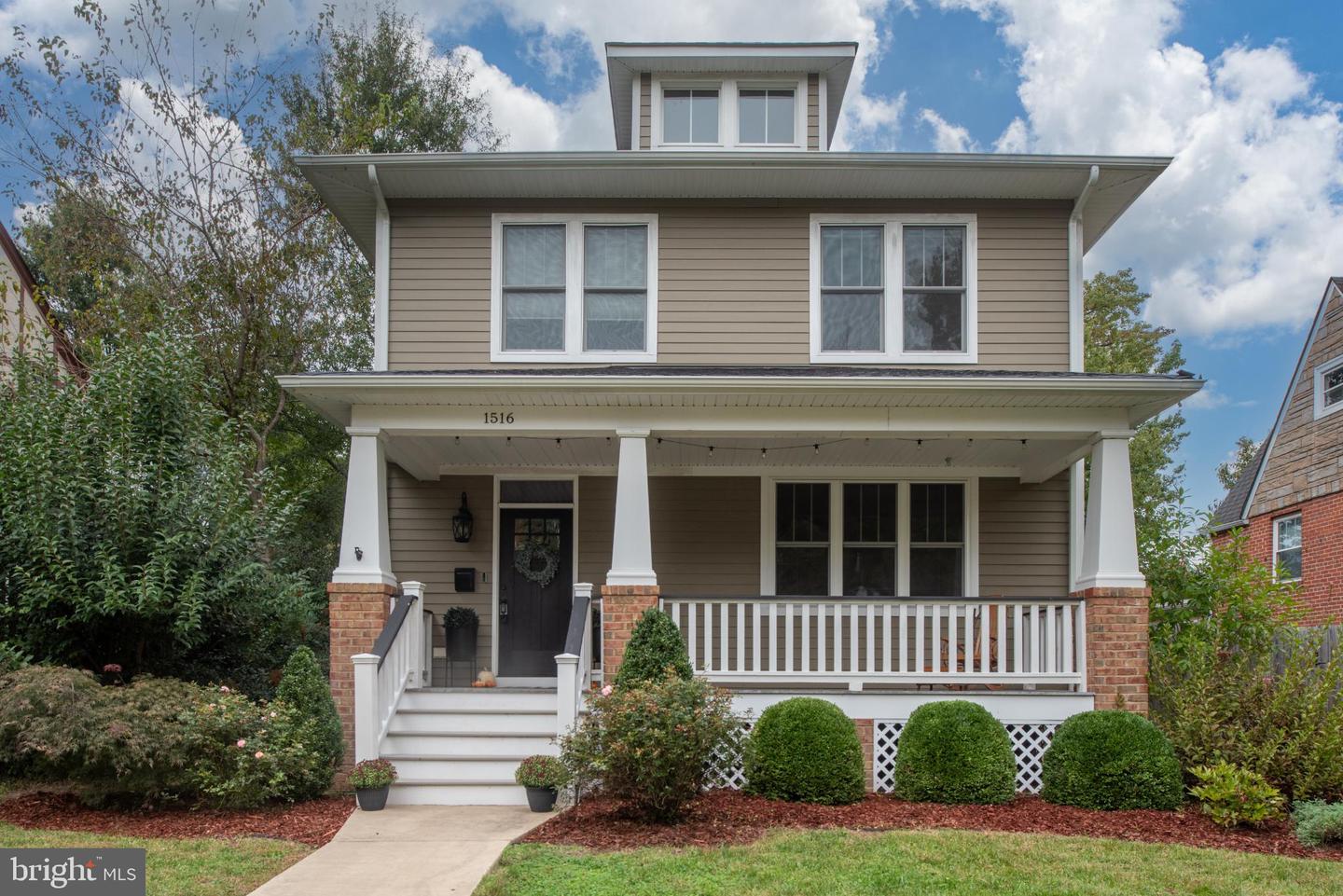1516 GREYCOURT AVE, RICHMOND, Virginia 23227, 3 Bedrooms Bedrooms, 12 Rooms Rooms,2 BathroomsBathrooms,Residential,For sale,1516 GREYCOURT AVE,VARC2000772 MLS # VARC2000772