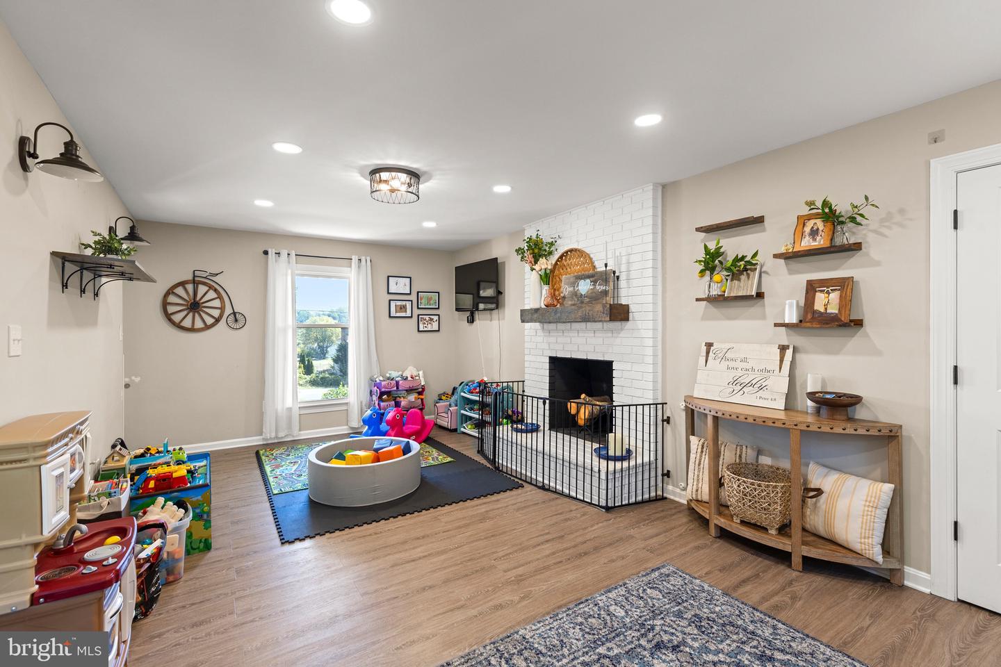 6666 KELLY RD, WARRENTON, Virginia 20187, 4 Bedrooms Bedrooms, ,2 BathroomsBathrooms,Residential,For sale,6666 KELLY RD,VAFQ2019364 MLS # VAFQ2019364