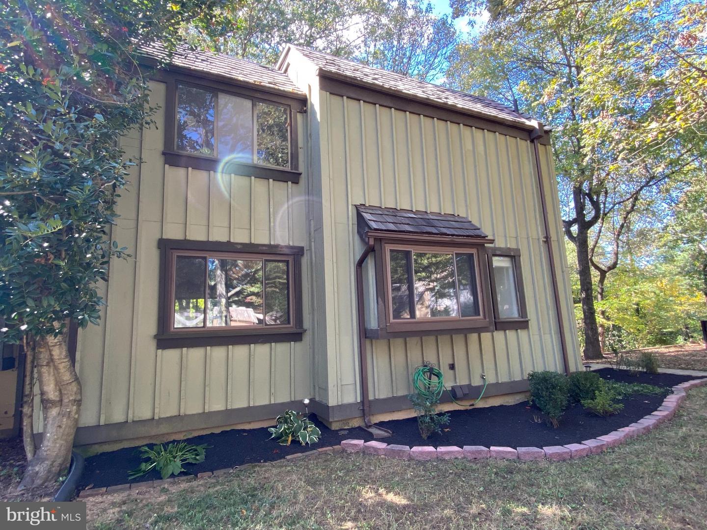 1540 SCANDIA CIR, RESTON, Virginia 20190, 3 Bedrooms Bedrooms, 7 Rooms Rooms,3 BathroomsBathrooms,Residential,For sale,1540 SCANDIA CIR,VAFX2274246 MLS # VAFX2274246