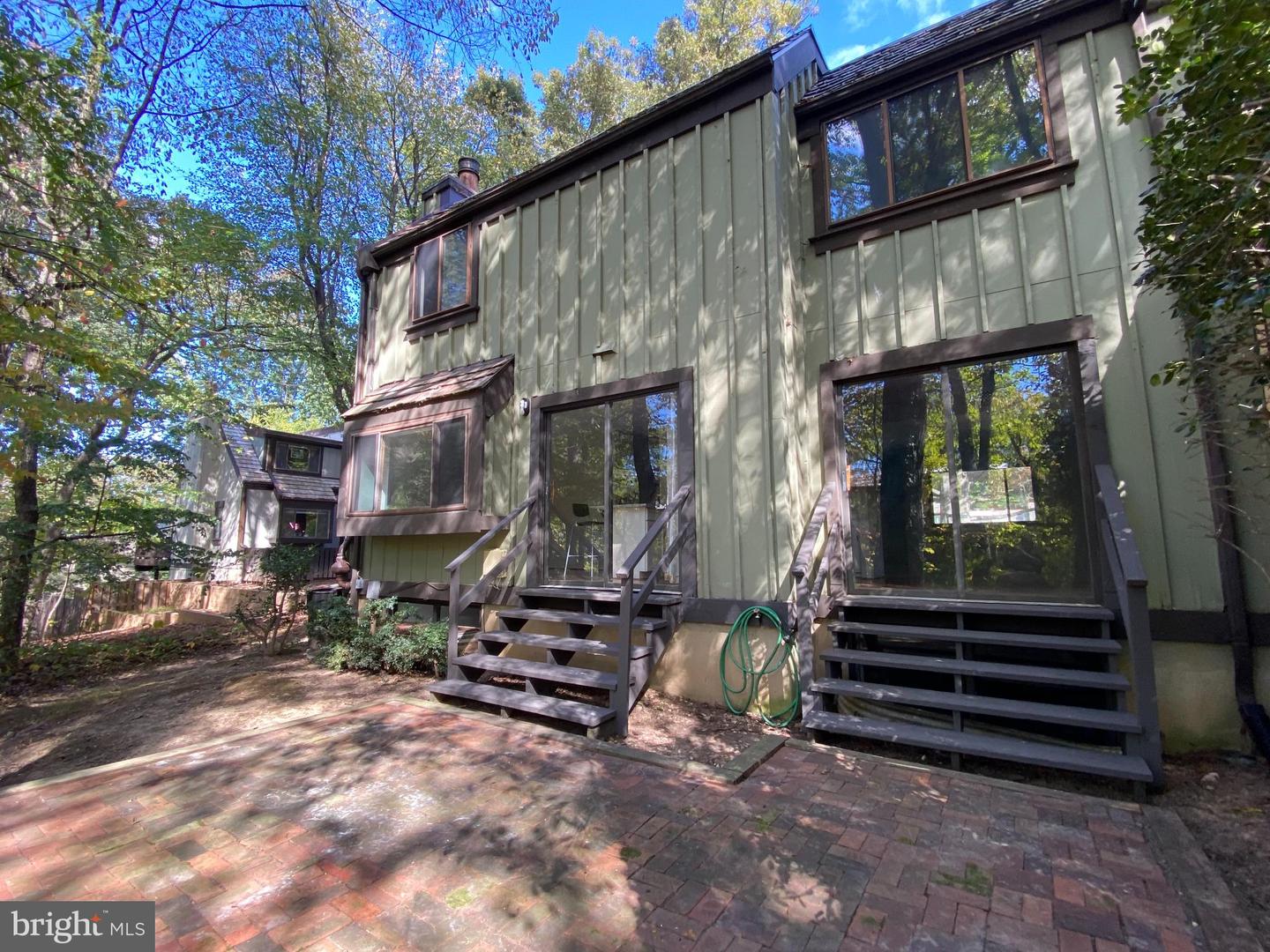 1540 SCANDIA CIR, RESTON, Virginia 20190, 3 Bedrooms Bedrooms, 7 Rooms Rooms,3 BathroomsBathrooms,Residential,For sale,1540 SCANDIA CIR,VAFX2274246 MLS # VAFX2274246
