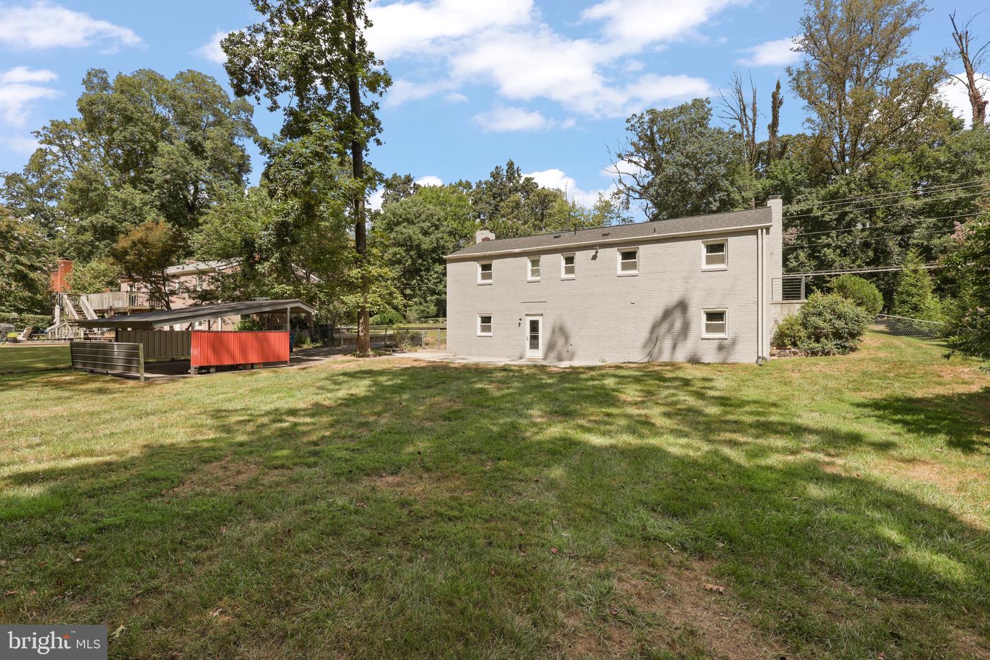 11929 WAPLES MILL RD, OAKTON, Virginia 22124, 4 Bedrooms Bedrooms, ,3 BathroomsBathrooms,Residential,For sale,11929 WAPLES MILL RD,VAFX2274382 MLS # VAFX2274382