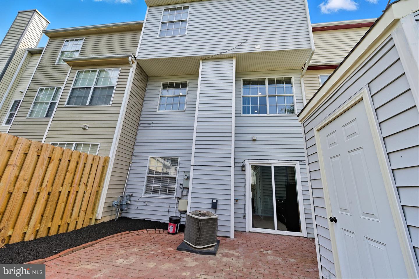 11170 HAMLET CT, FREDERICKSBURG, Virginia 22407, 4 Bedrooms Bedrooms, ,3 BathroomsBathrooms,Residential,For sale,11170 HAMLET CT,VASP2036910 MLS # VASP2036910