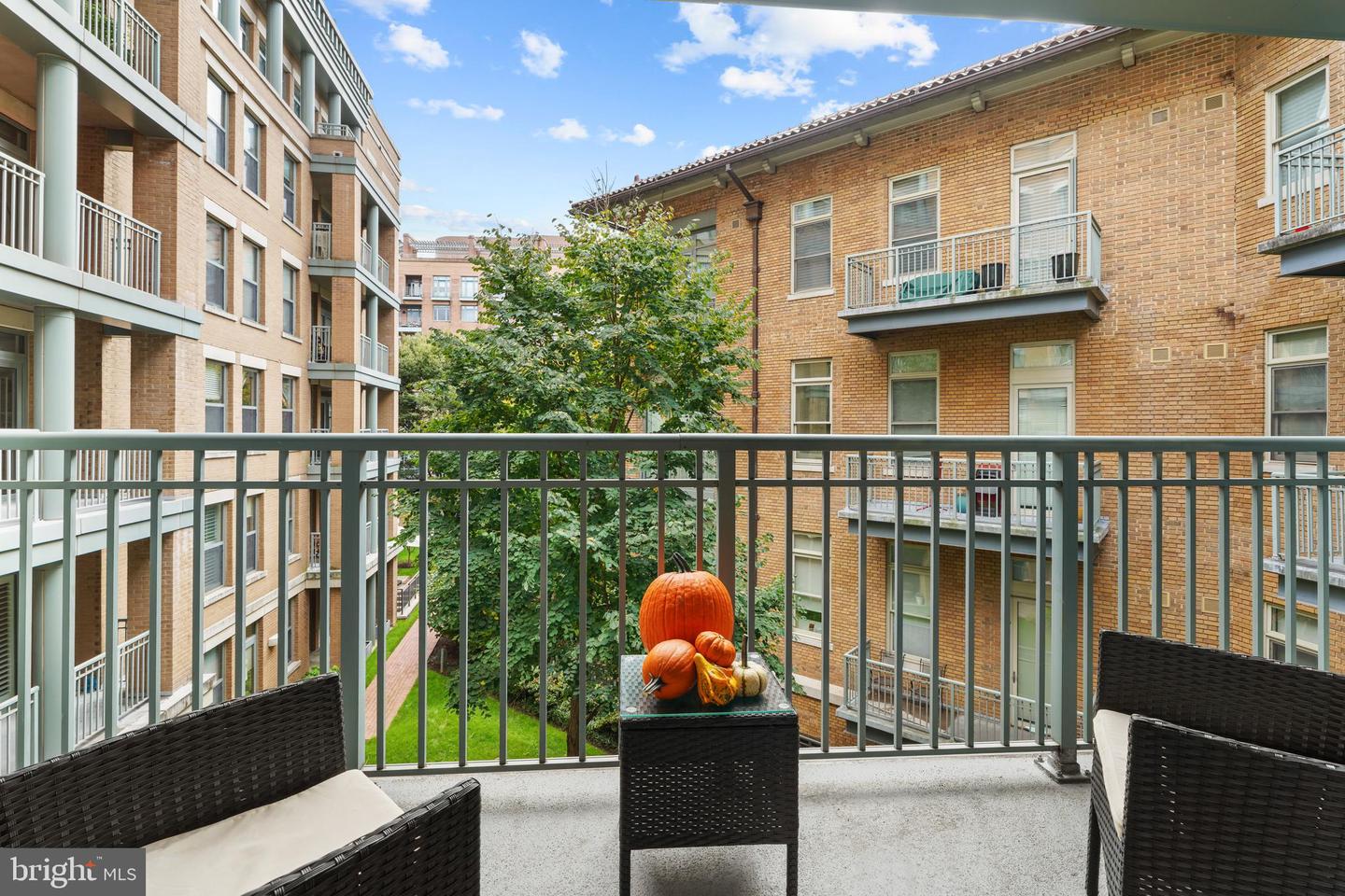 2425 L ST NW #UNIT 431, WASHINGTON, District Of Columbia 20037, 2 Bedrooms Bedrooms, ,2 BathroomsBathrooms,Residential,For sale,2425 L ST NW #UNIT 431,DCDC2227122 MLS # DCDC2227122