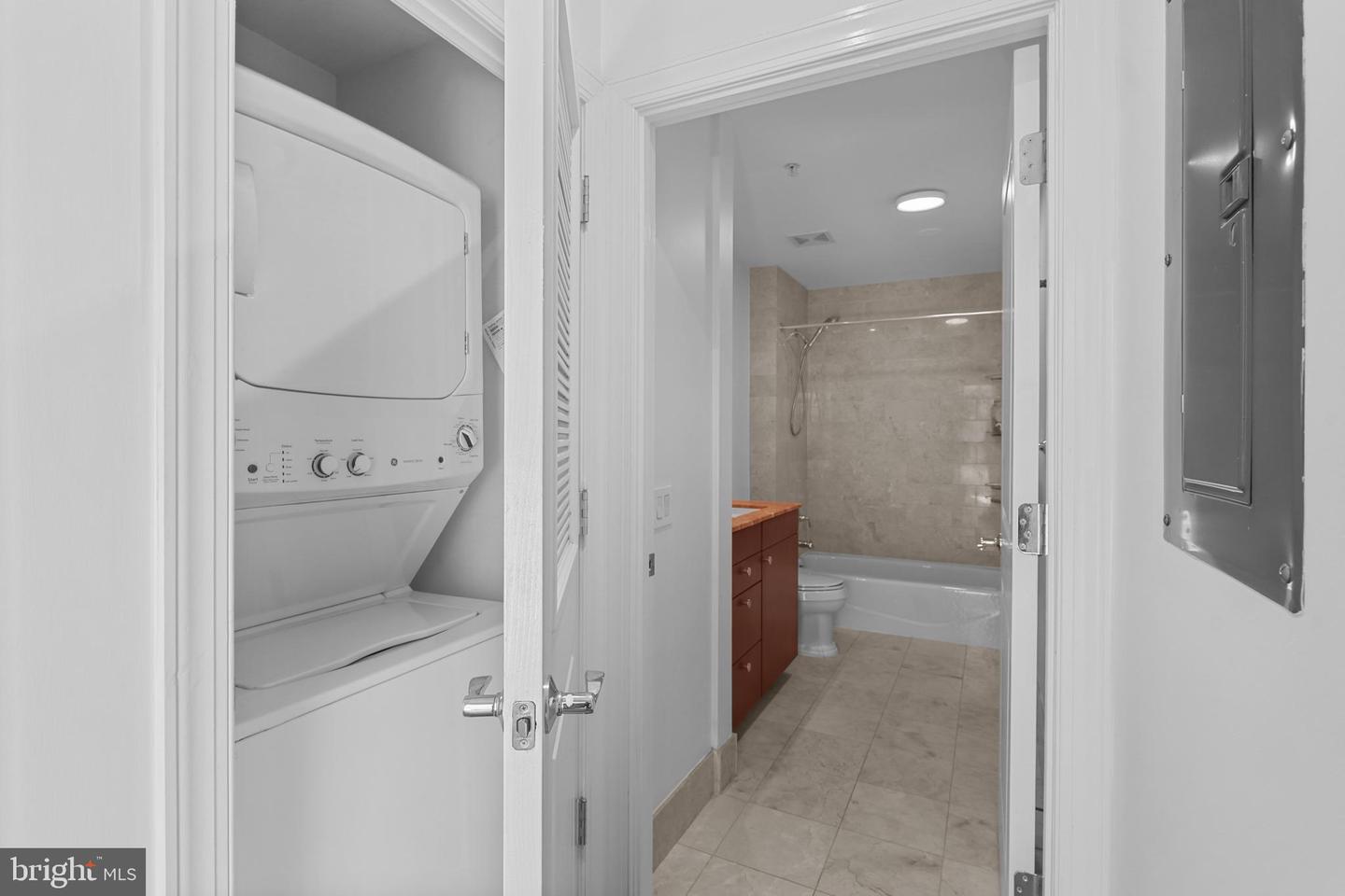2425 L ST NW #UNIT 431, WASHINGTON, District Of Columbia 20037, 2 Bedrooms Bedrooms, ,2 BathroomsBathrooms,Residential,For sale,2425 L ST NW #UNIT 431,DCDC2227122 MLS # DCDC2227122