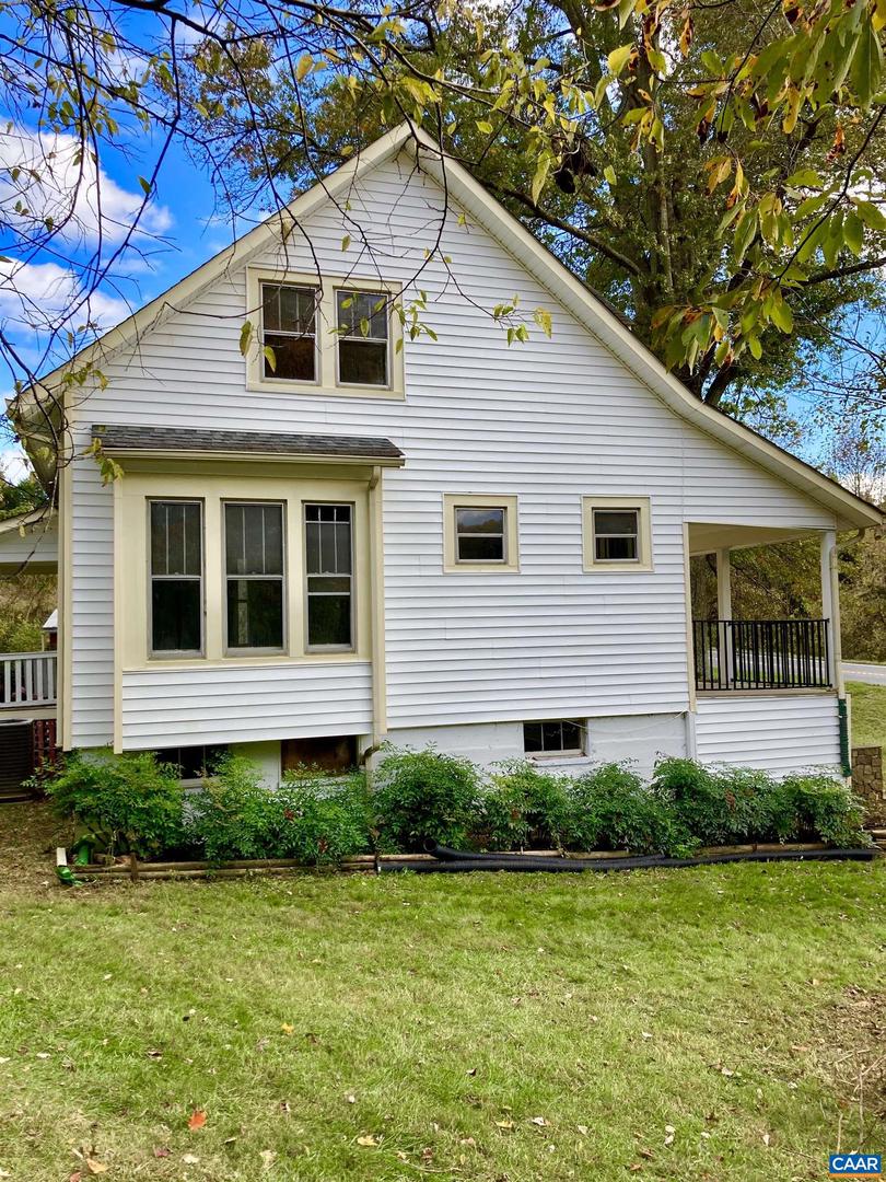 1654 ROCKFISH RIVER RD, FABER, Virginia 22938, 3 Bedrooms Bedrooms, ,1 BathroomBathrooms,Residential,For sale,1654 ROCKFISH RIVER RD,670023 MLS # 670023