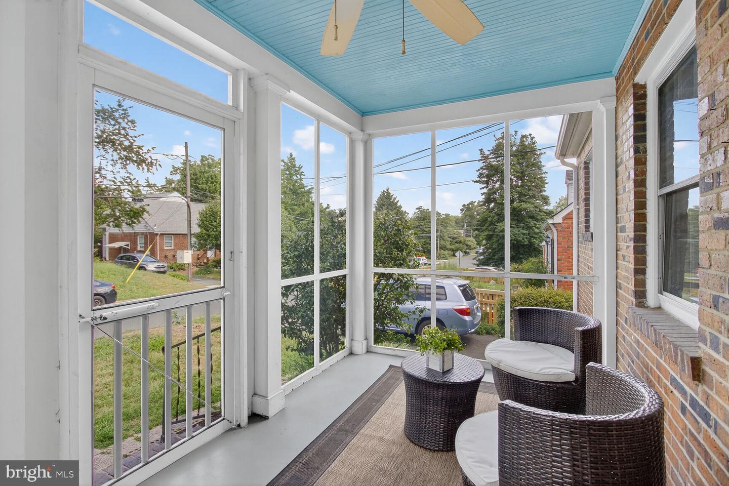 834 N ABINGDON ST, ARLINGTON, Virginia 22203, 4 Bedrooms Bedrooms, ,2 BathroomsBathrooms,Residential,For sale,834 N ABINGDON ST,VAAR2057106 MLS # VAAR2057106