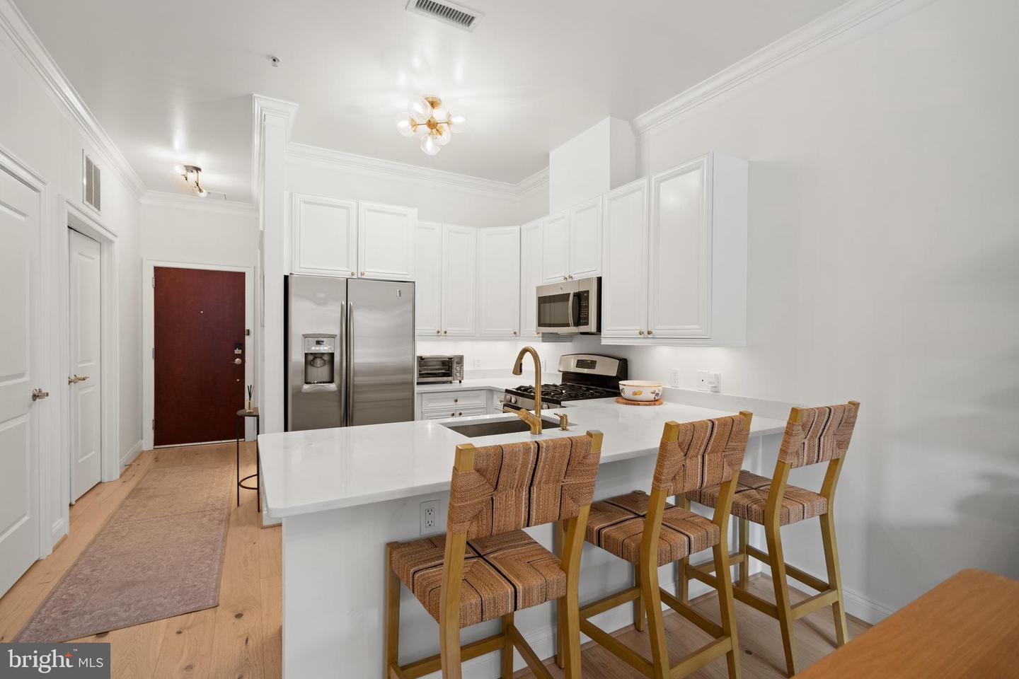 1210 R ST NW #213, WASHINGTON, District Of Columbia 20009, 2 Bedrooms Bedrooms, ,2 BathroomsBathrooms,Residential,For sale,1210 R ST NW #213,DCDC2207534 MLS # DCDC2207534