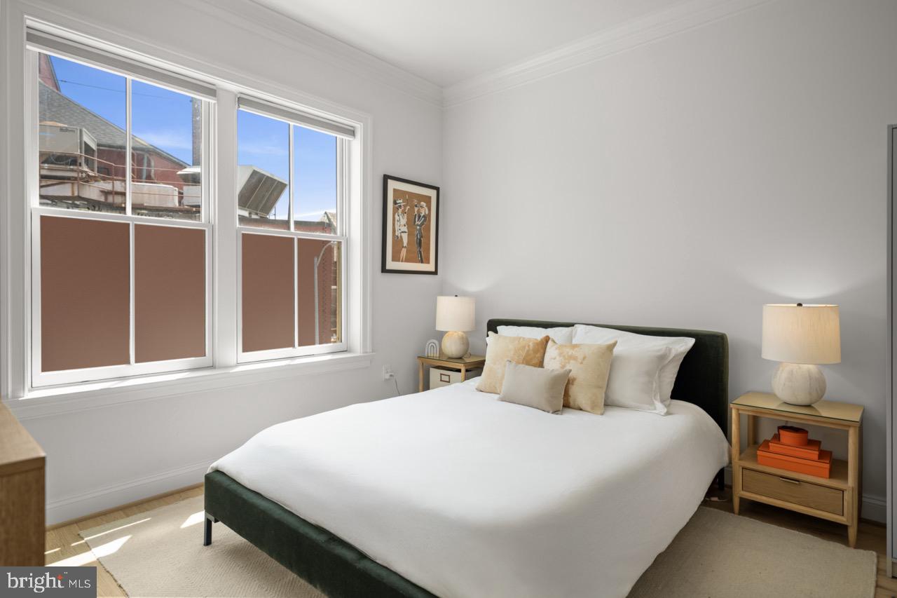 1210 R ST NW #213, WASHINGTON, District Of Columbia 20009, 2 Bedrooms Bedrooms, ,2 BathroomsBathrooms,Residential,For sale,1210 R ST NW #213,DCDC2207534 MLS # DCDC2207534