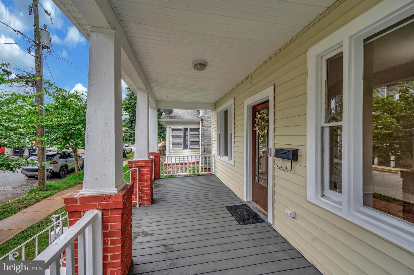 305 PITT ST, FREDERICKSBURG, Virginia 22401, 3 Bedrooms Bedrooms, ,2 BathroomsBathrooms,Residential,For sale,305 PITT ST,VAFB2008764 MLS # VAFB2008764