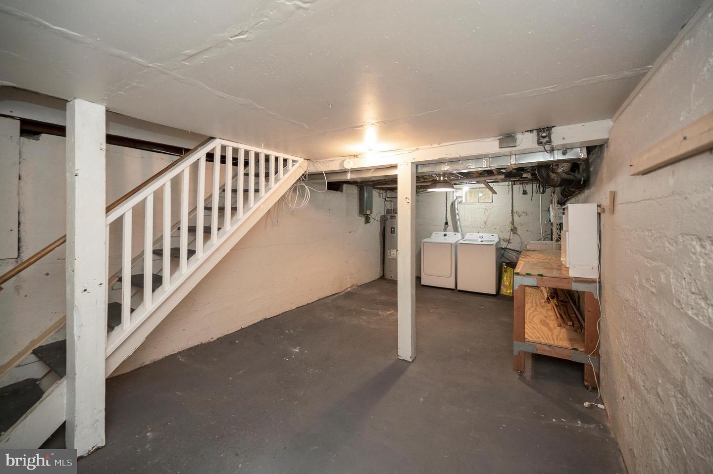 305 PITT ST, FREDERICKSBURG, Virginia 22401, 3 Bedrooms Bedrooms, ,2 BathroomsBathrooms,Residential,For sale,305 PITT ST,VAFB2008764 MLS # VAFB2008764