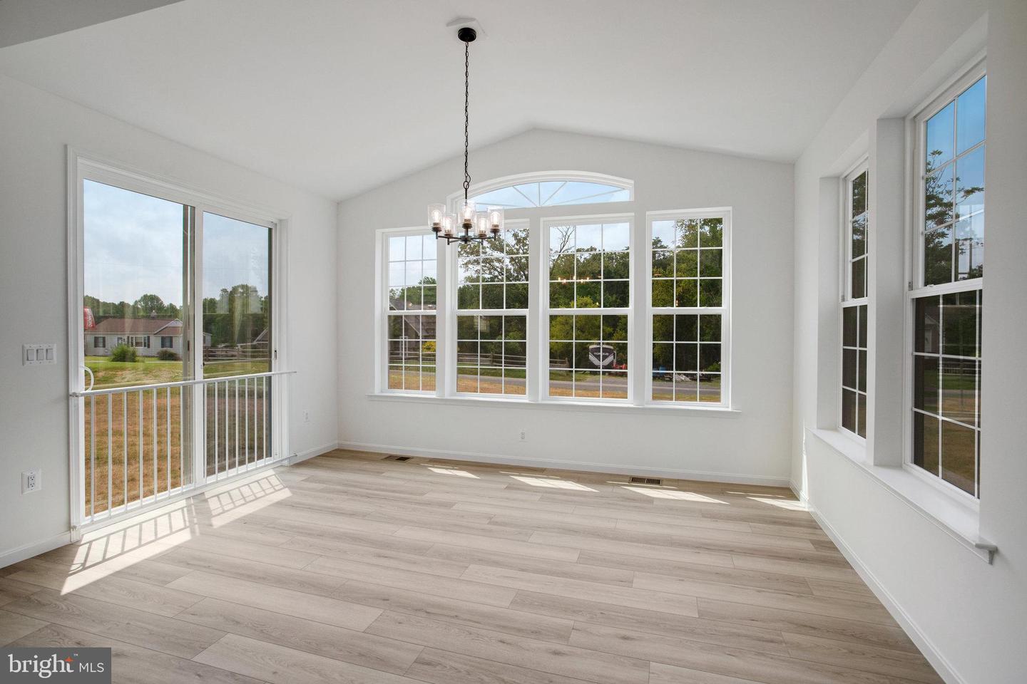 205 CAMWOOD CT, FREDERICKSBURG, Virginia 22405, 6 Bedrooms Bedrooms, ,4 BathroomsBathrooms,Residential,For sale,205 CAMWOOD CT,VAST2041794 MLS # VAST2041794