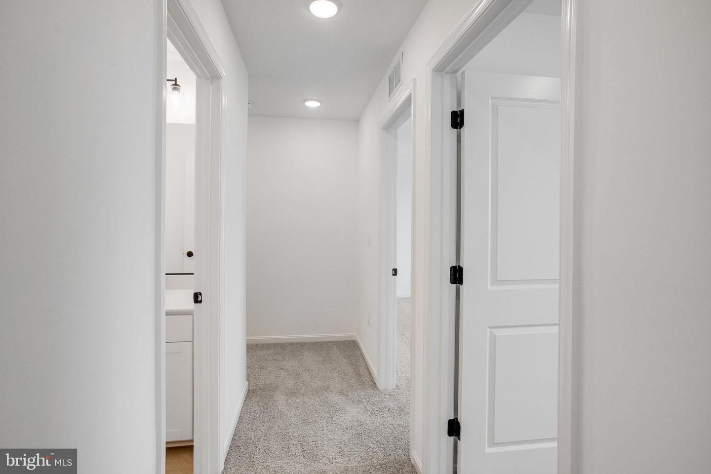 205 CAMWOOD CT, FREDERICKSBURG, Virginia 22405, 6 Bedrooms Bedrooms, ,4 BathroomsBathrooms,Residential,For sale,205 CAMWOOD CT,VAST2041794 MLS # VAST2041794